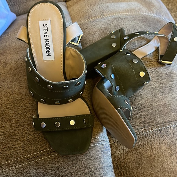 Steve Madden Studded Heel - Picture 3 of 4